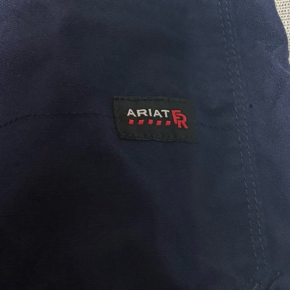 Ariat Men's Navy FR Cargo Pants 35 waist 32 inseam - Picture 3 of 6